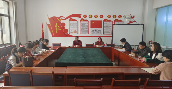 外语学院召开全国两会精神专题宣讲会