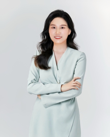 管理人员--吴佳芸